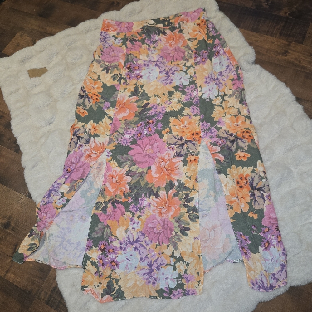 NWT Nobody's Child Floral Mila Midi Skirt | Front Slits [US 6] 100% Viscose